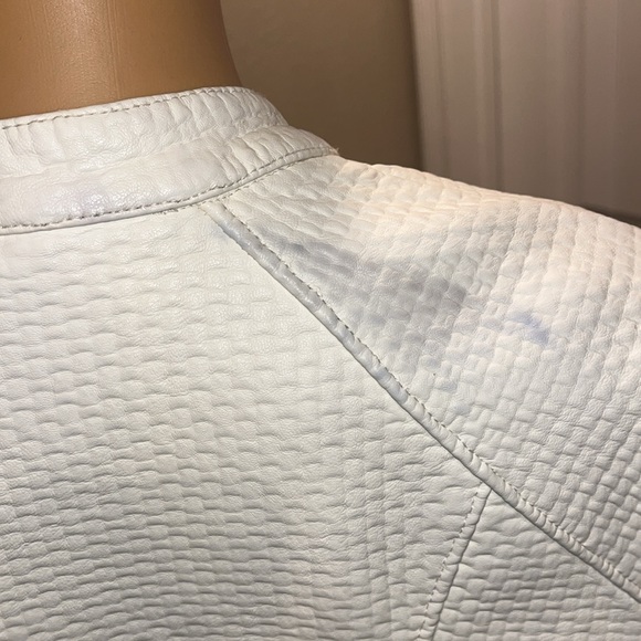 CALVIN KLEIN WHITE LEATHER JACKET SZ XL - Picture 8 of 14